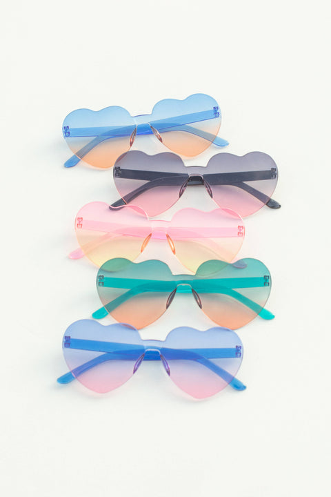Space 46 Wholesale - Ombre Heart Sunglasses
